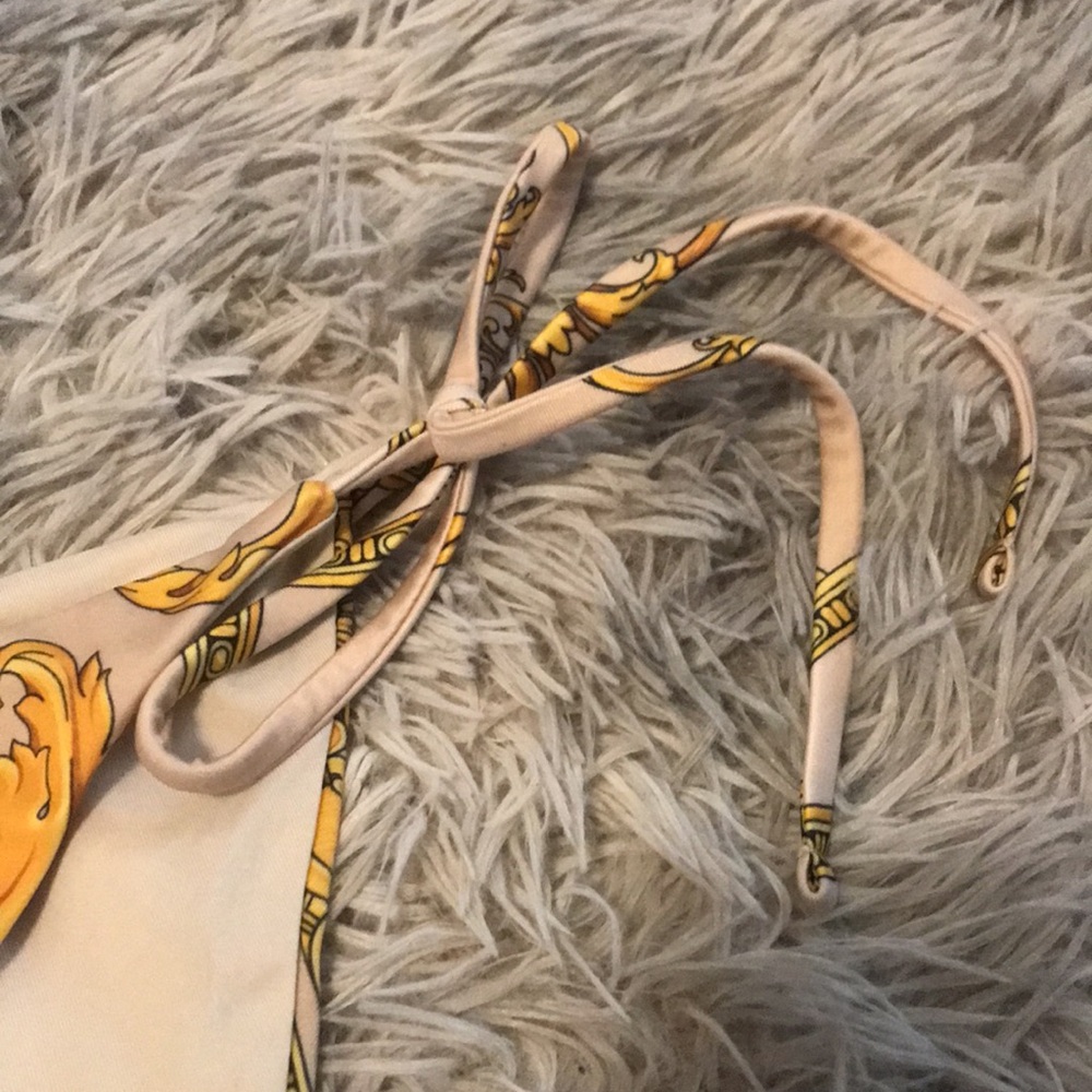 💛New Authentic Versace La Coupe des Dieux  Cream Bikini Bottom Gold– Size 3 - Picture 7 of 12